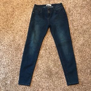 Blue skinny jeans NWT